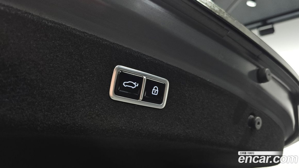Genesis G80 Gasoline 2.5 Turbo AWD, 2025