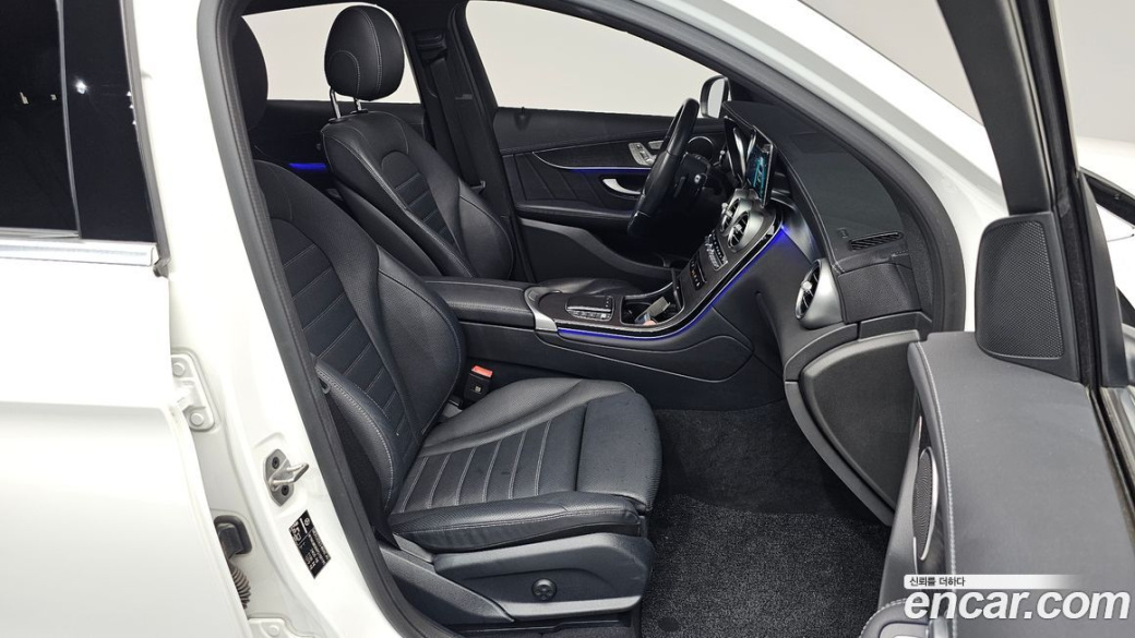Mercedes-Benz GLC-Class GCL300 4MATIC Coupe, 2023