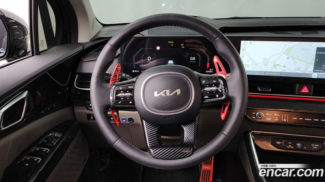 Kia Carnival 9-Seater Signature, 2024