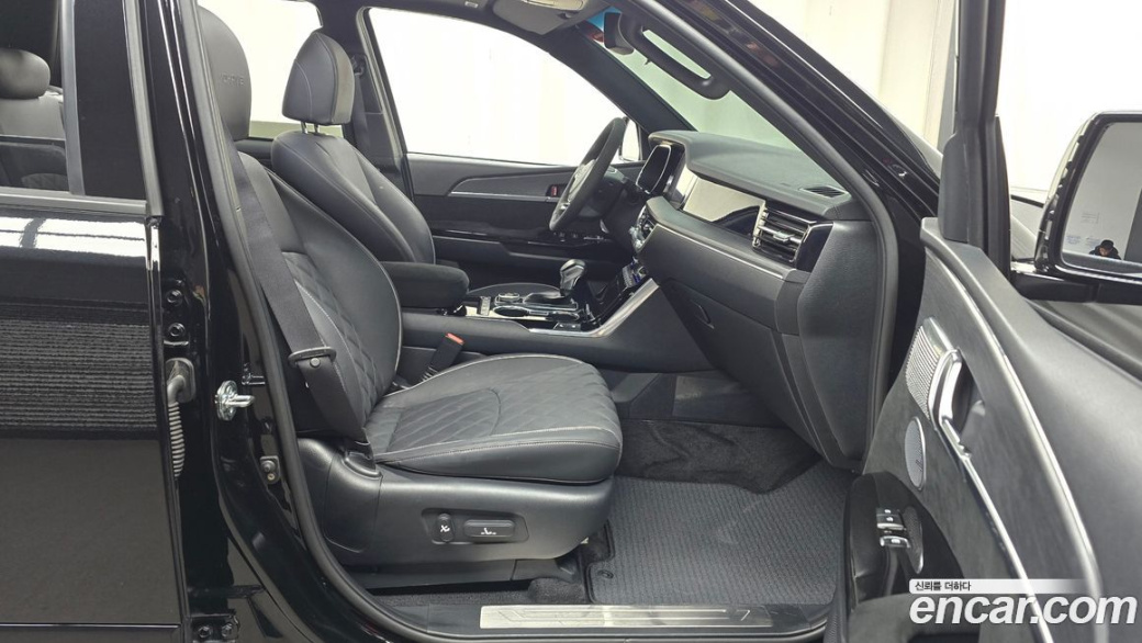 Kia Mohave Diesel 3.0 4WD 5-Seater, 2024