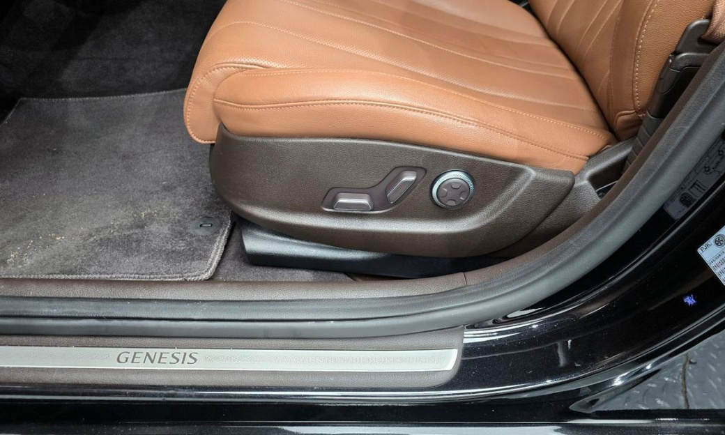 Genesis G80 Gasoline 2.5 Turbo AWD, 2022