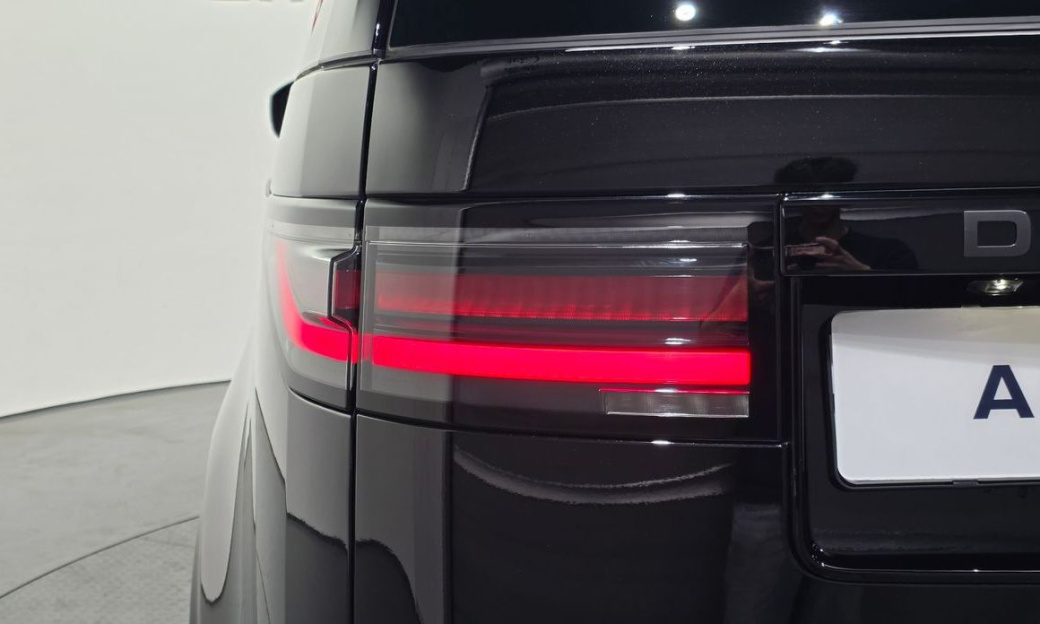 Land Rover Discovery P360 Dynamic HSE, 2025