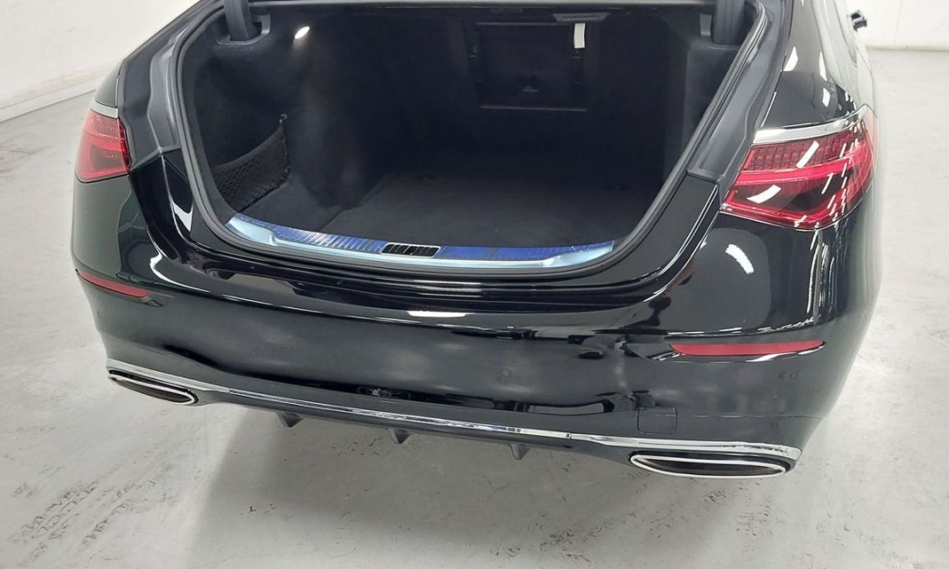 Mercedes-Benz S-Class S500 4MATIC, 2026