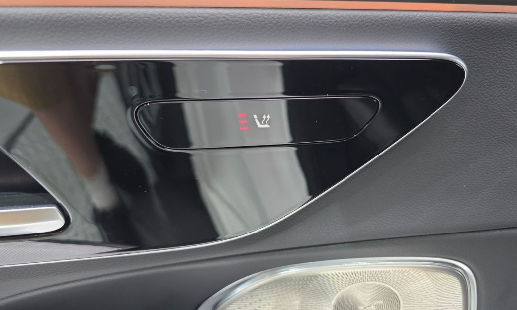 Mercedes-Benz E-Class E300 4MATIC Exclusive, 2024