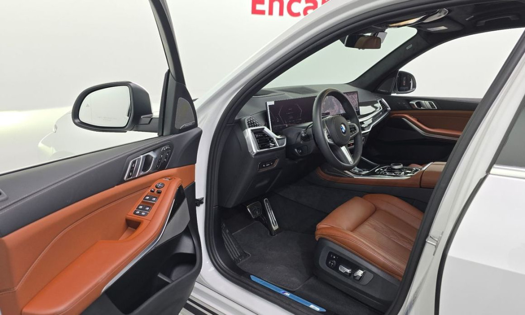 BMW X7 xDrive 40i M Sport 6STR, 2025
