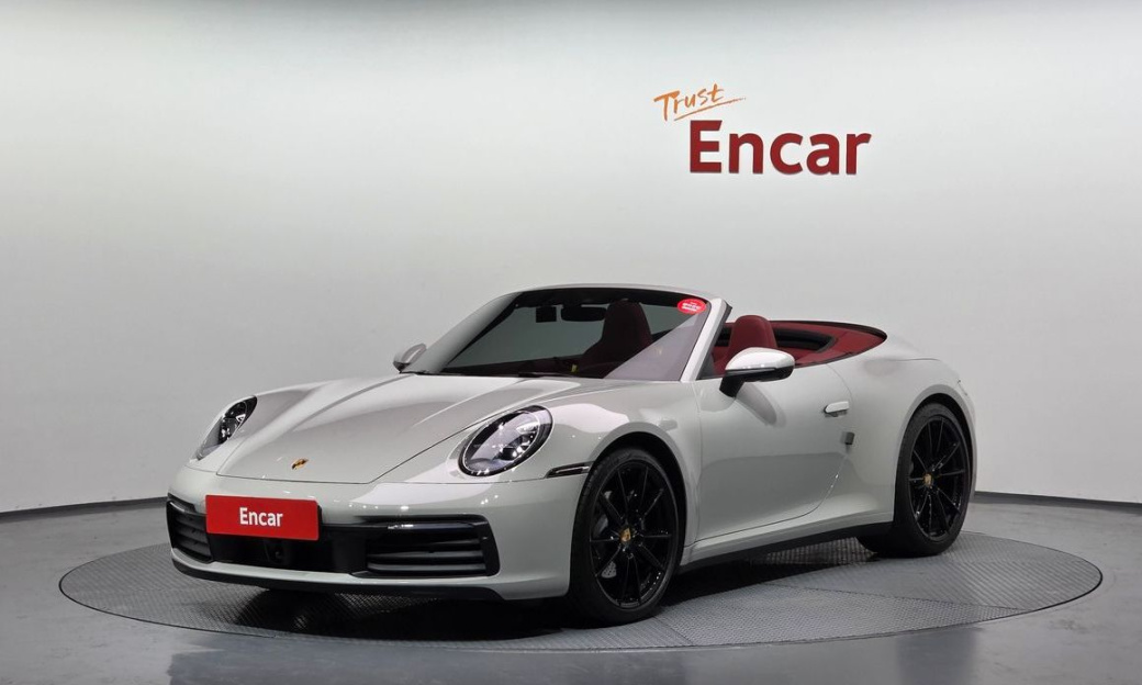 Porsche 911 Carrera Cabriolet, 2024
