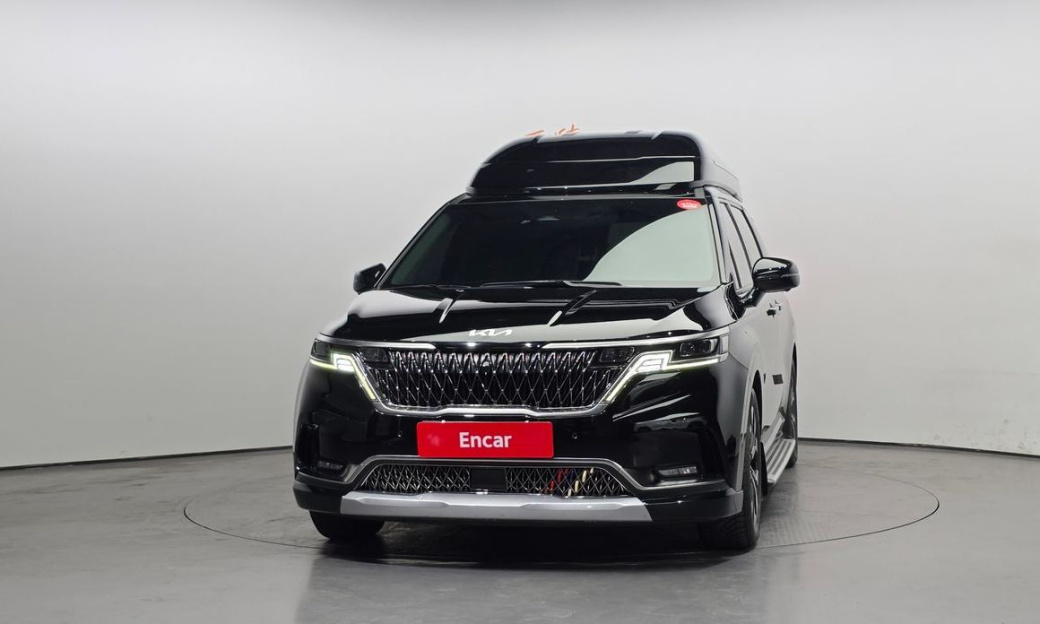 Kia Carnival 9-Seater Hi-Limousine, 2022