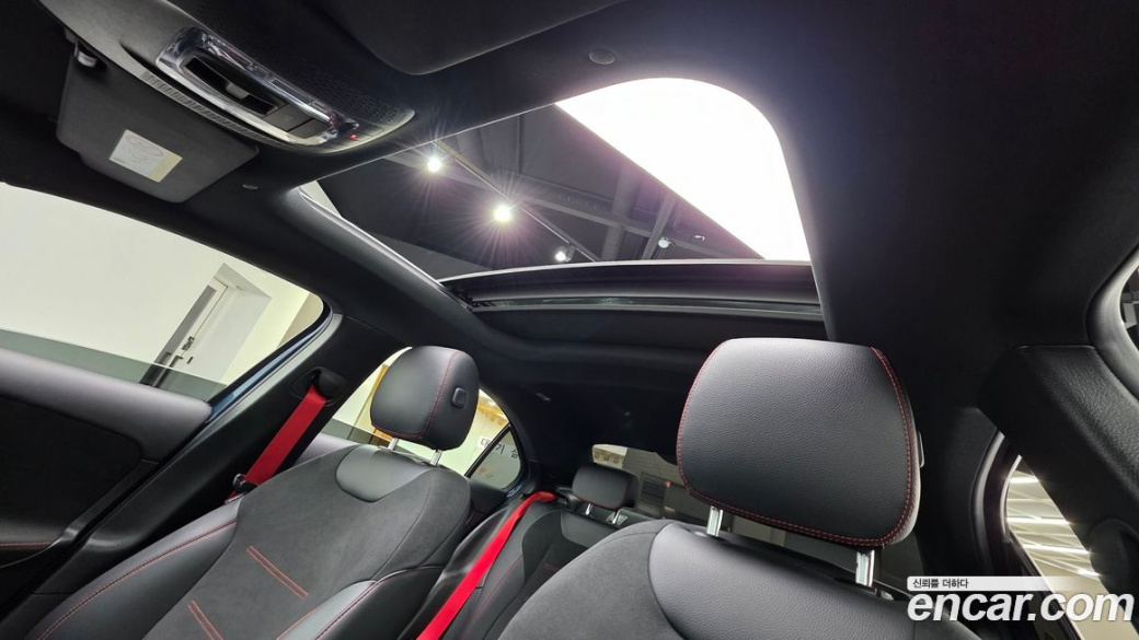 Mercedes-Benz A-Class AMG A35 4MATIC Sedan, 2023