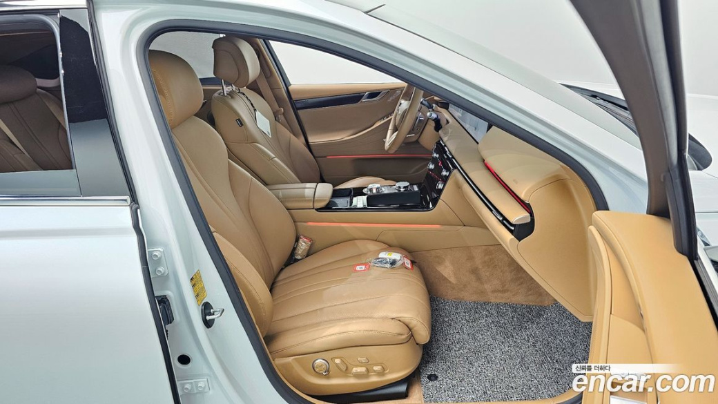 Genesis G80 Gasoline 2.5 Turbo AWD, 2025
