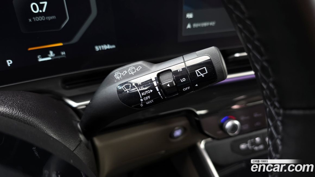Kia Carnival 7-Seater Gravity, 2024