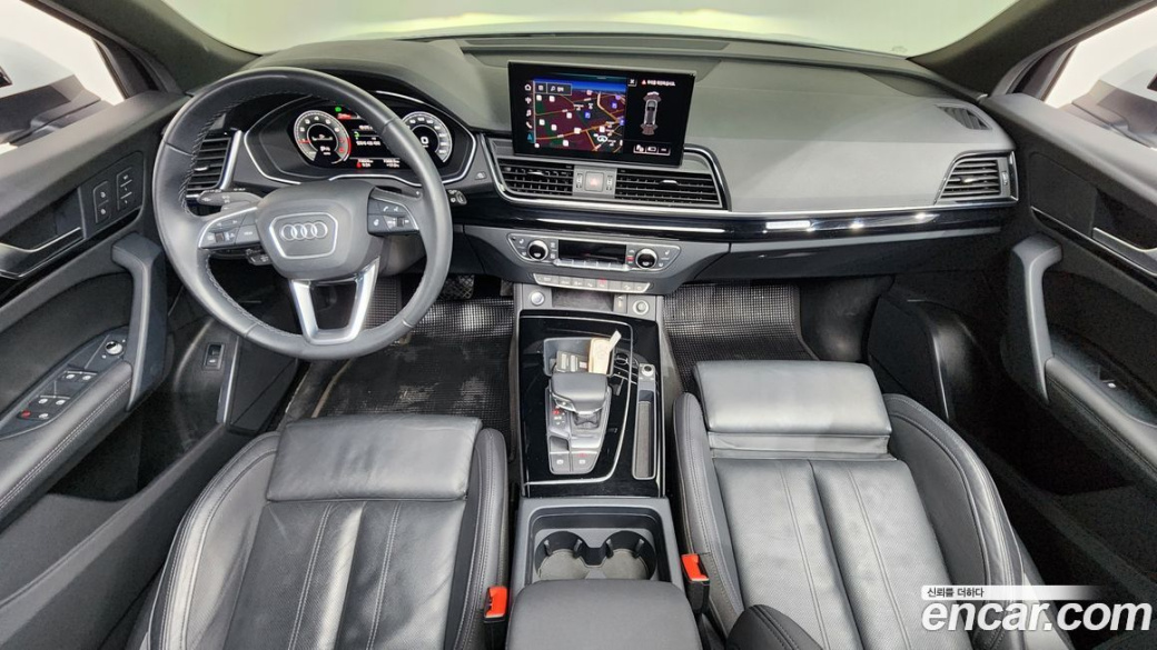 Audi Q5 45 TFSI Quattro Premium, 2022