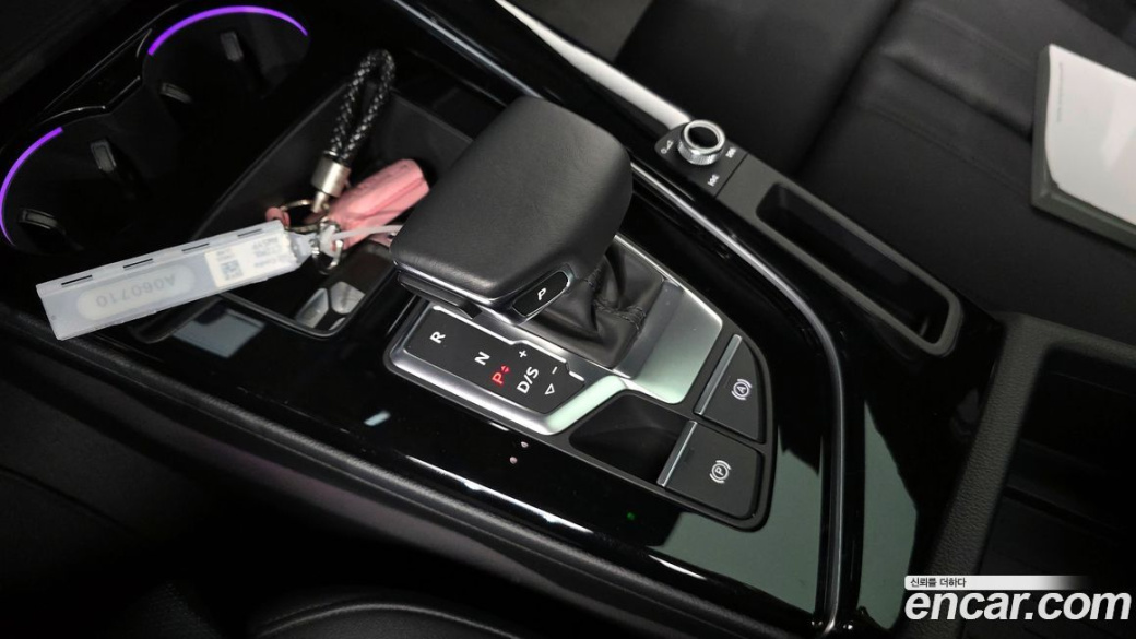 Audi A4 40 TFSI Premium, 2021