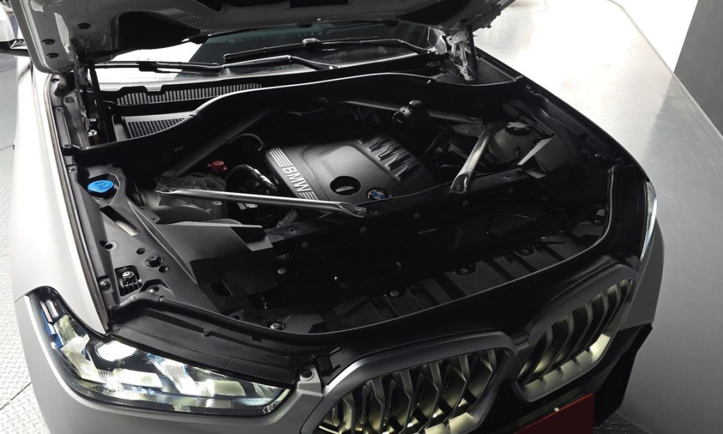 BMW X6 xDrive30d M Sport, 2025