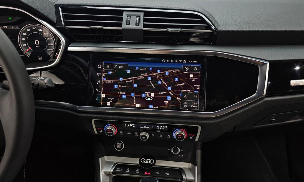 Audi Q3 35 TDI Premium, 2025
