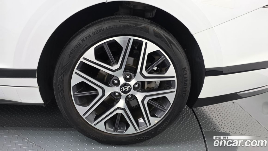 Hyundai Grandeur 2,5 Gasoline 2WD, 2023