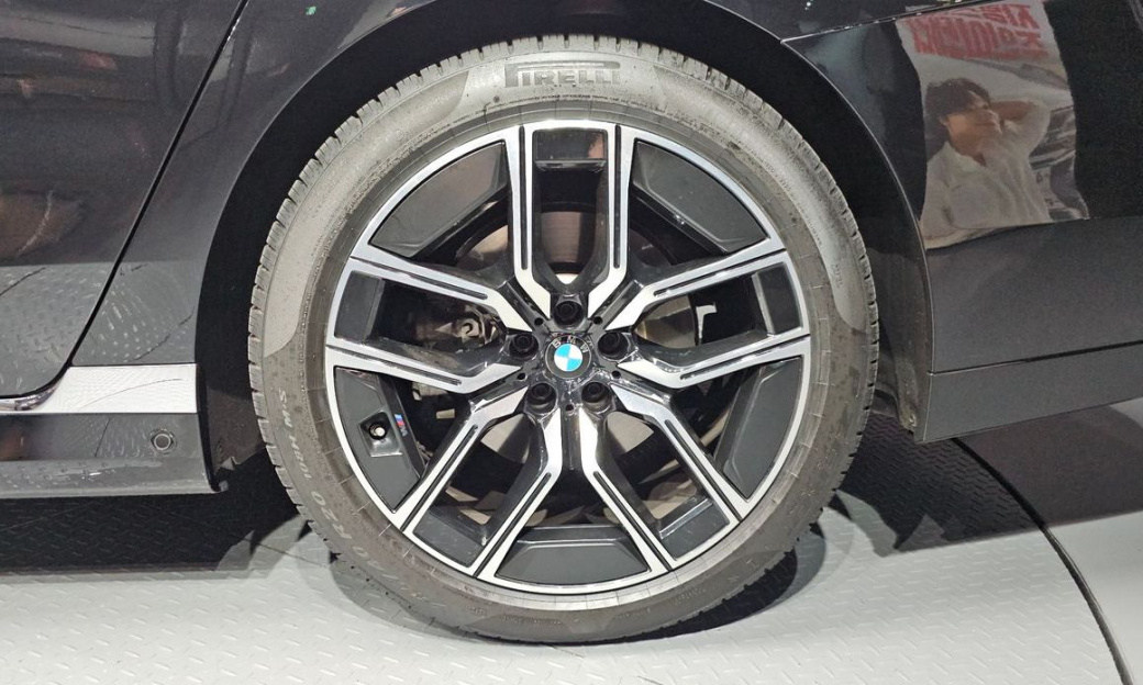 BMW 7-Series 740i xDrive M Sport, 2024