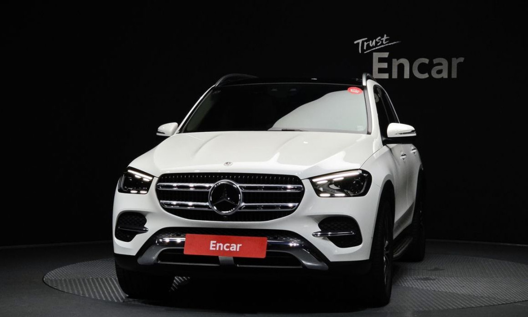 Mercedes-Benz GLE-Class GLE300d 4MATIC, 2024