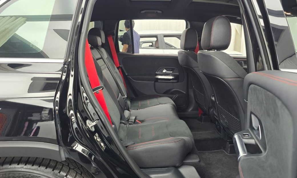 Mercedes-Benz GLB-Class AMG GLB35 4MATIC, 2021