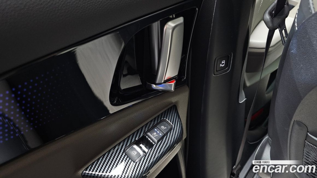 Kia Carnival 9-Seater Gravity, 2025