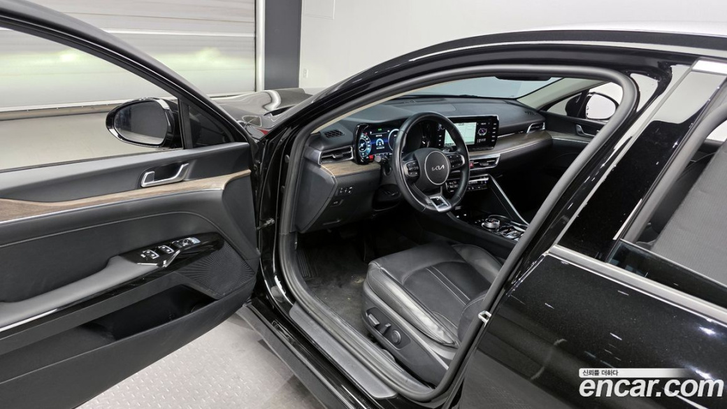 Kia K5 2.0, 2023