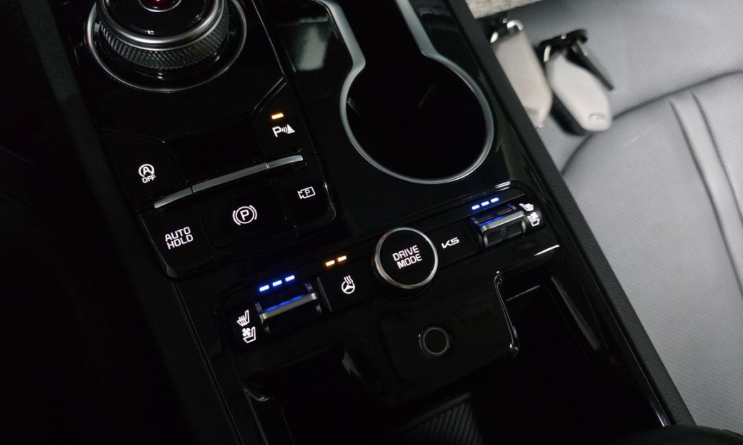 Kia K5 2.0, 2025