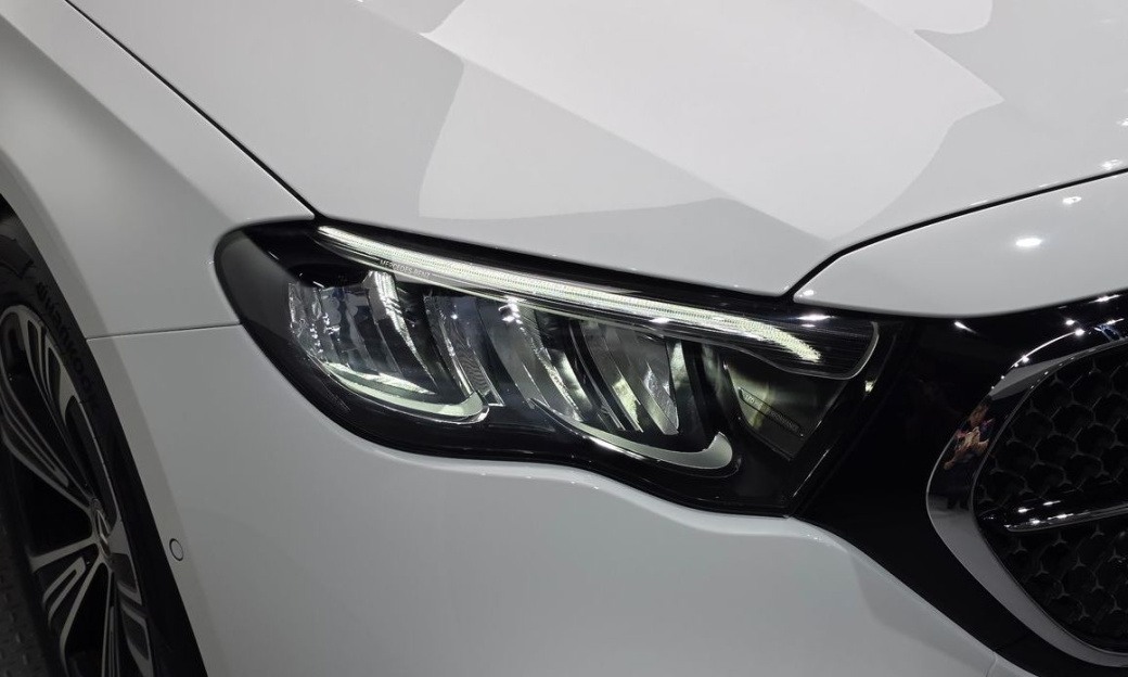 Mercedes-Benz E-Class E200 Avantgarde, 2025