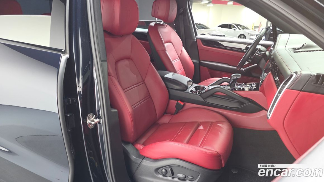 Porsche Cayenne 3.0, 2023