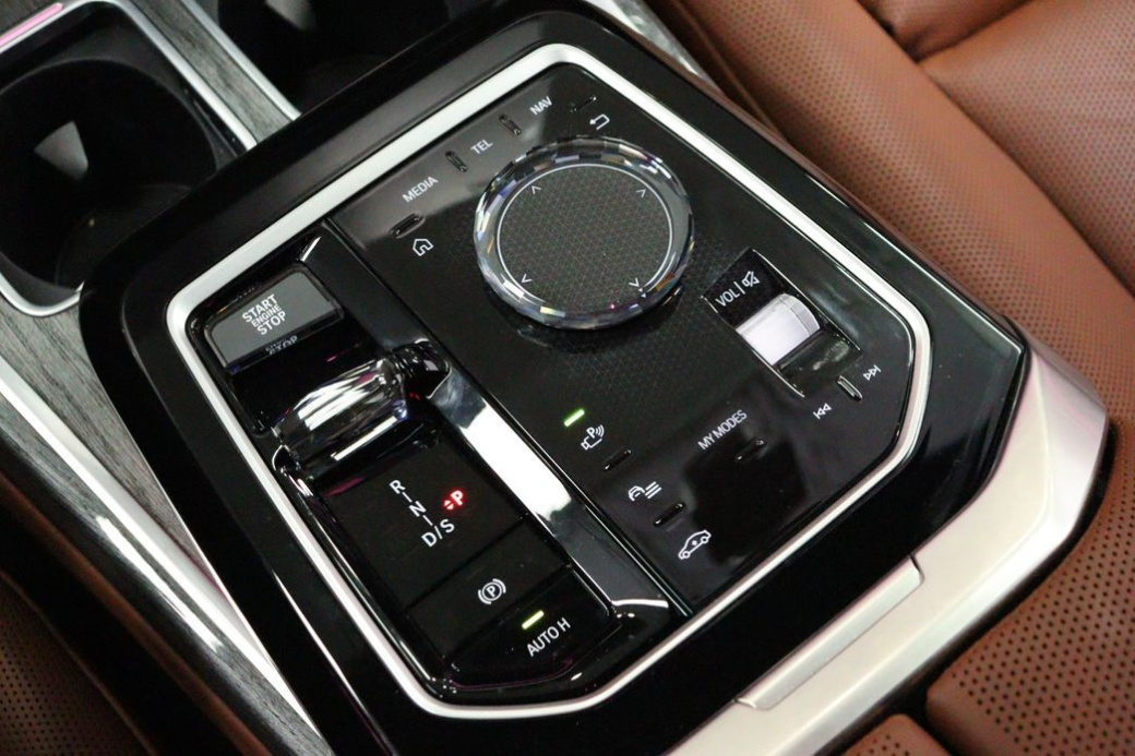 BMW 7-Series 740i xDrive M Sport, 2024