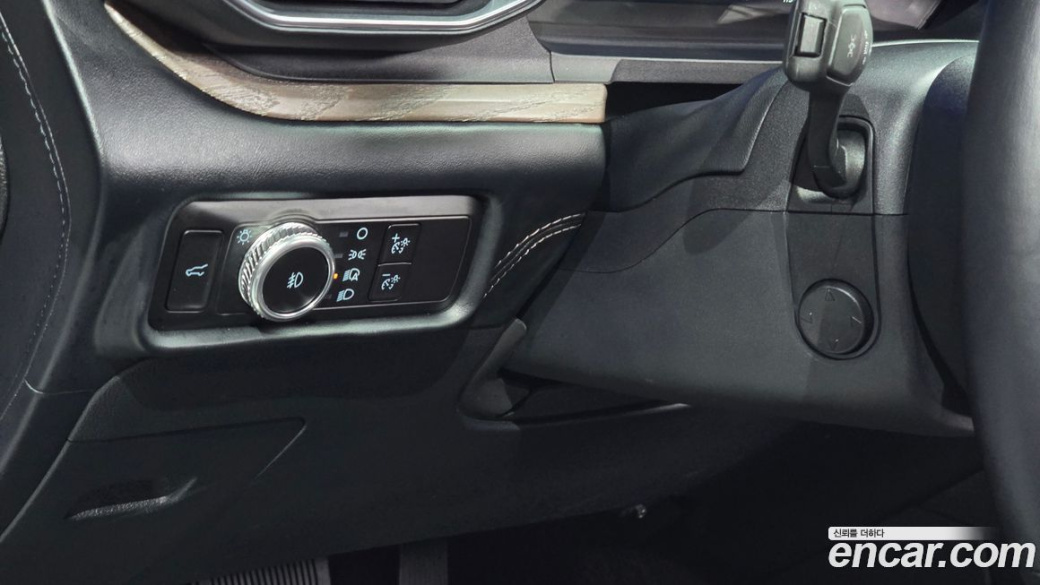 Ford Explorer 3.0 Platinum 4WD, 2023