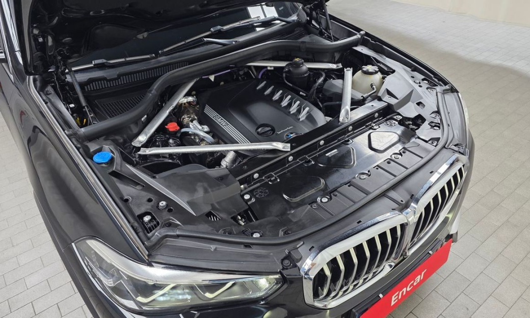 BMW X5 xDrive 30d xLine, 2022