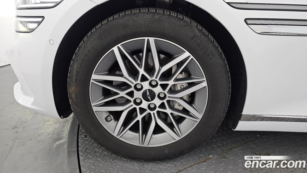 Genesis G80 Gasoline 2.5 Turbo 2WD, 2026