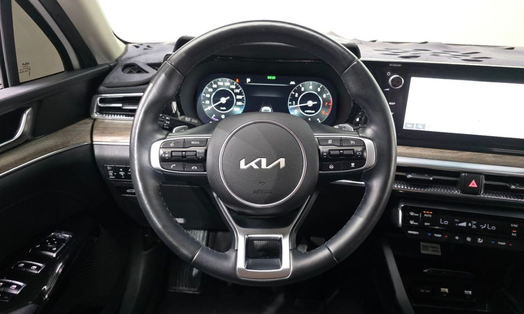 Kia K5 2.0, 2022