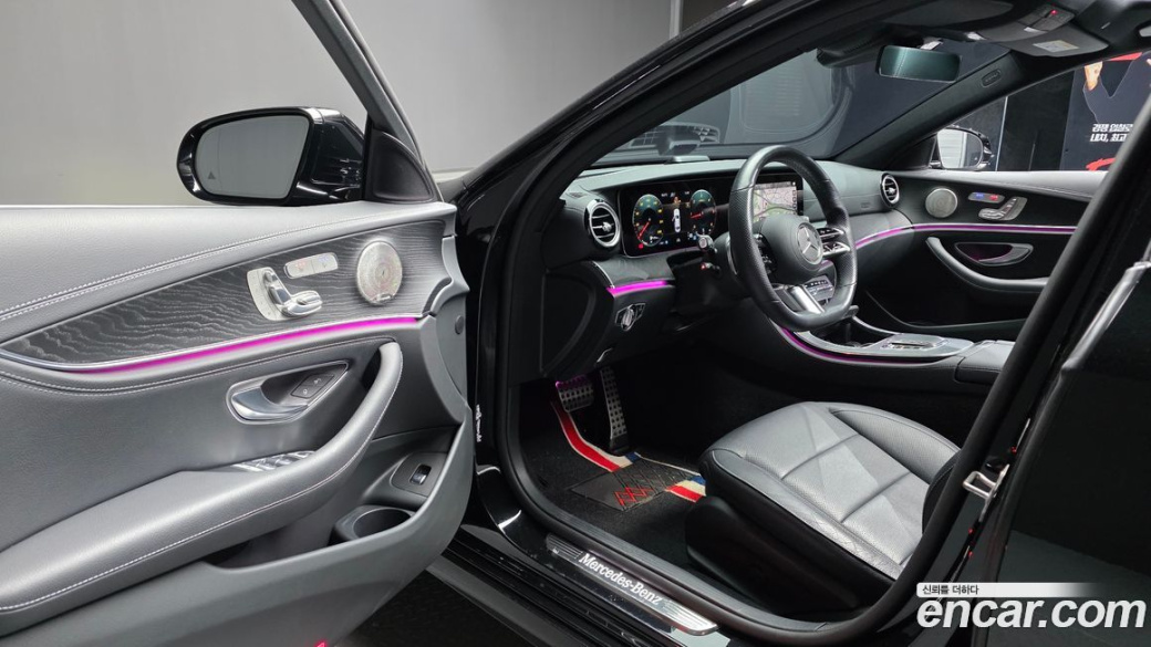 Mercedes-Benz E-Class E220d 4MATIC AMG Line, 2022