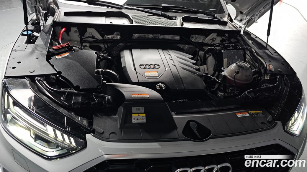 Audi Q5 45 TFSI Quattro Premium, 2023