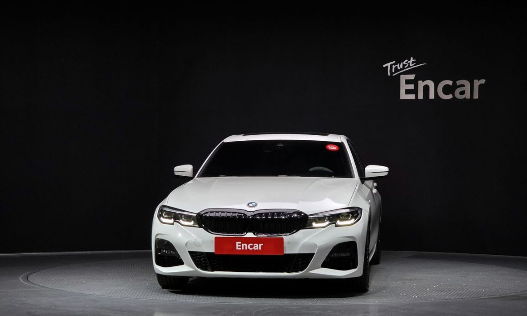 BMW 3-Series 320i M Sport, 2022