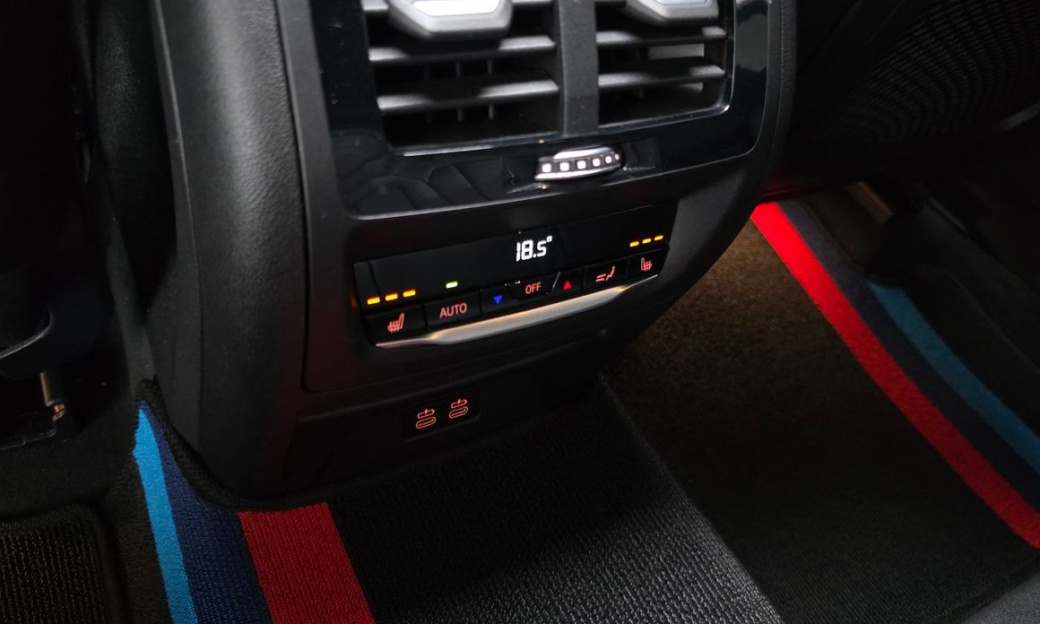 BMW X4 xDrive M40i, 2022