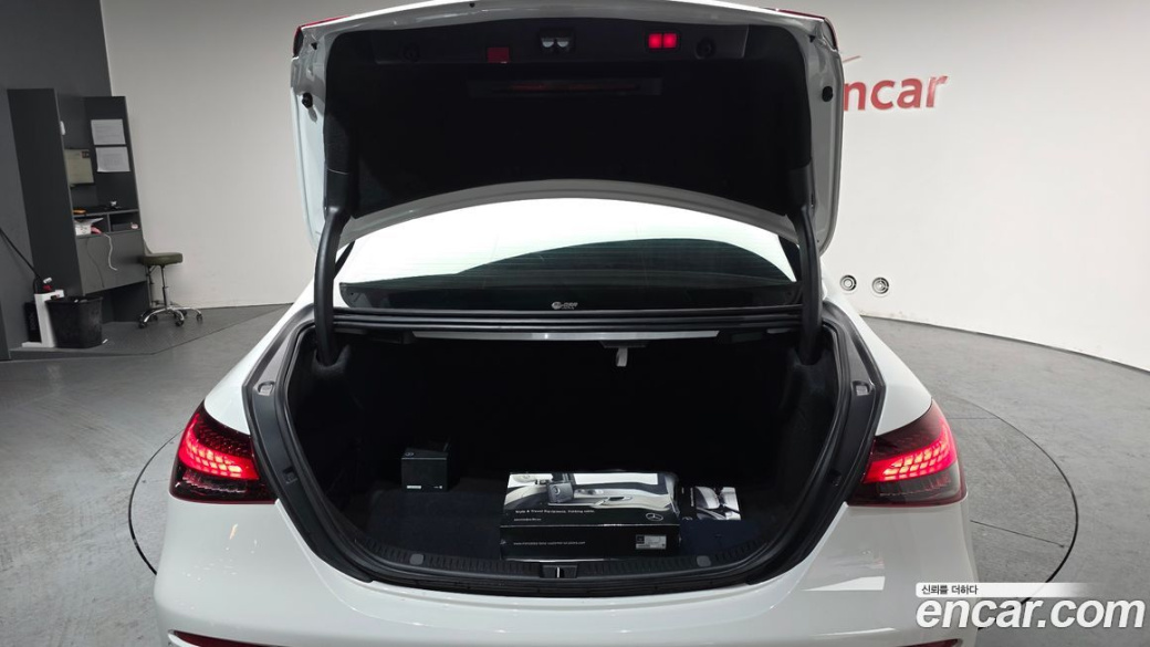 Mercedes-Benz E-Class E250 Exclusive, 2022