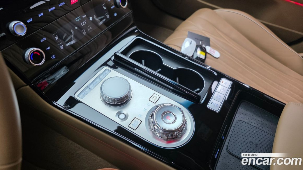 Genesis G80 Gasoline 2.5 Turbo AWD, 2025