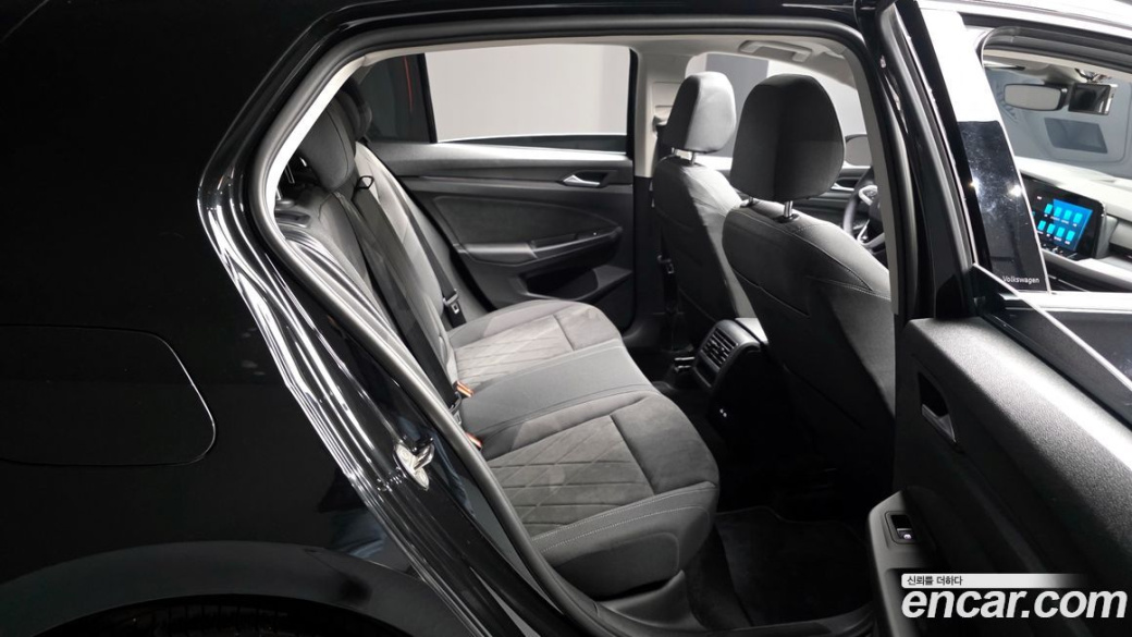 Volkswagen Golf 2.0 TDI Prestige, 2024