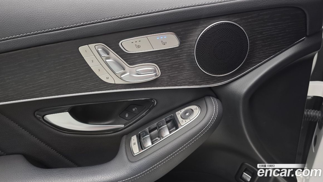 Mercedes-Benz GLC-Class GCL300 4MATIC Coupe, 2023