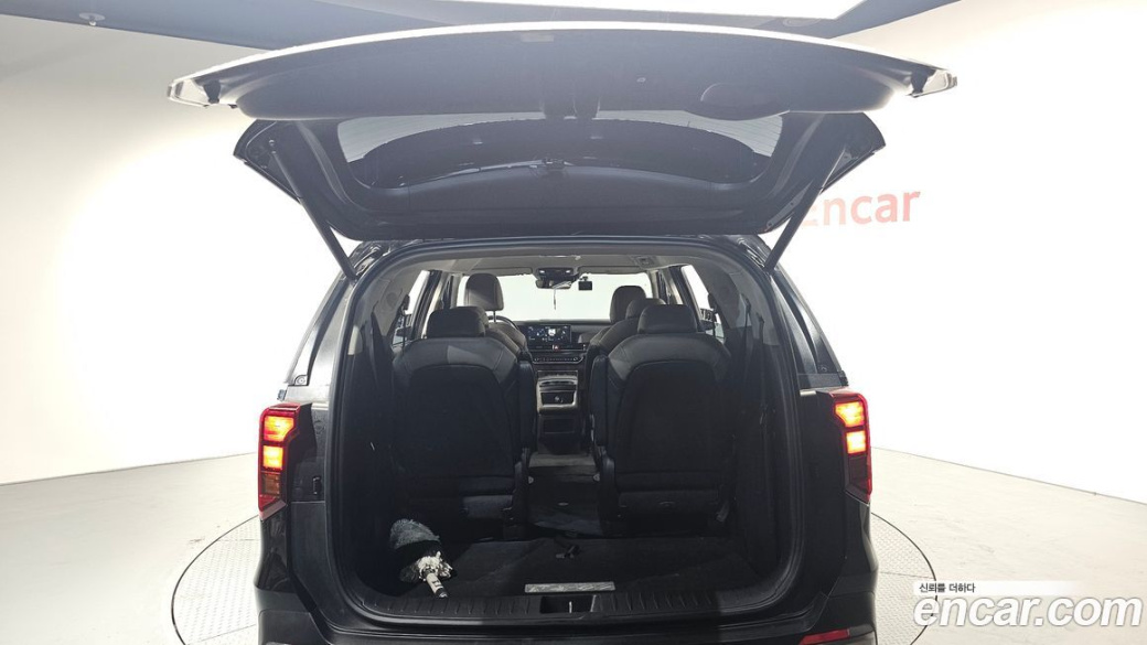 Kia Carnival 9-Seater Noblesse, 2025