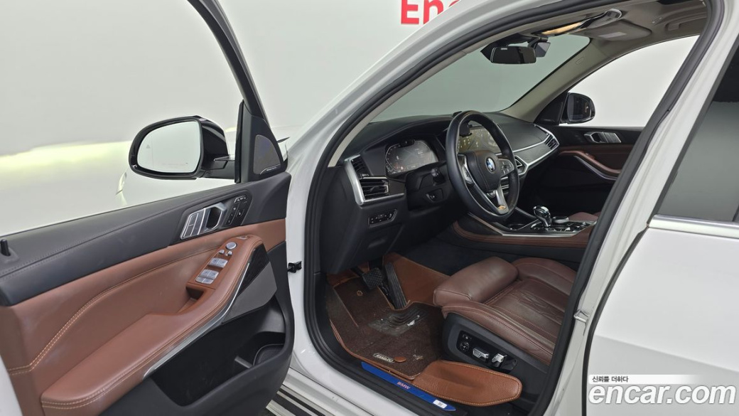 BMW X7 xDrive 40i Design Pure Excellence 7-Seater, 2022
