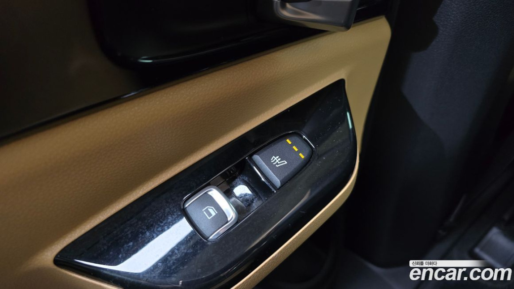 Kia Carnival 9-Seater Noblesse, 2023