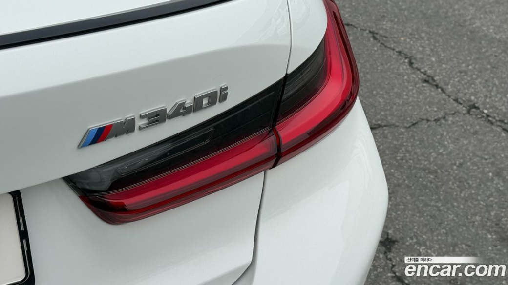 BMW 3-Series M340i Pro, 2025