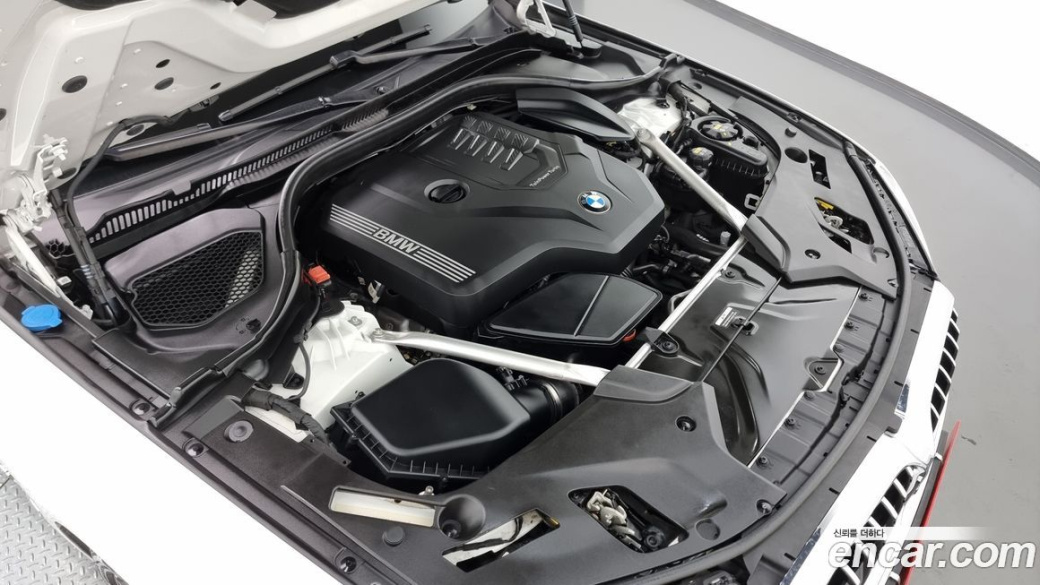 BMW 5-Series 520i M Sport, 2023