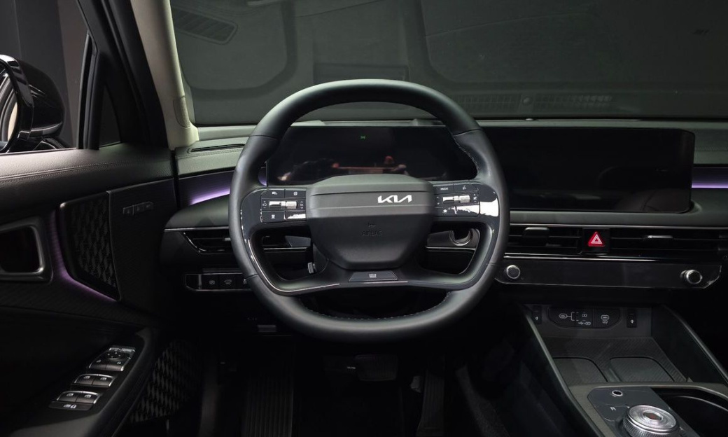 Kia K8 2.5 Gasoline 2WD, 2025