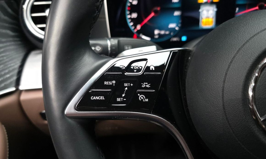 Mercedes-Benz E-Class E350 4MATIC Exclusive, 2023