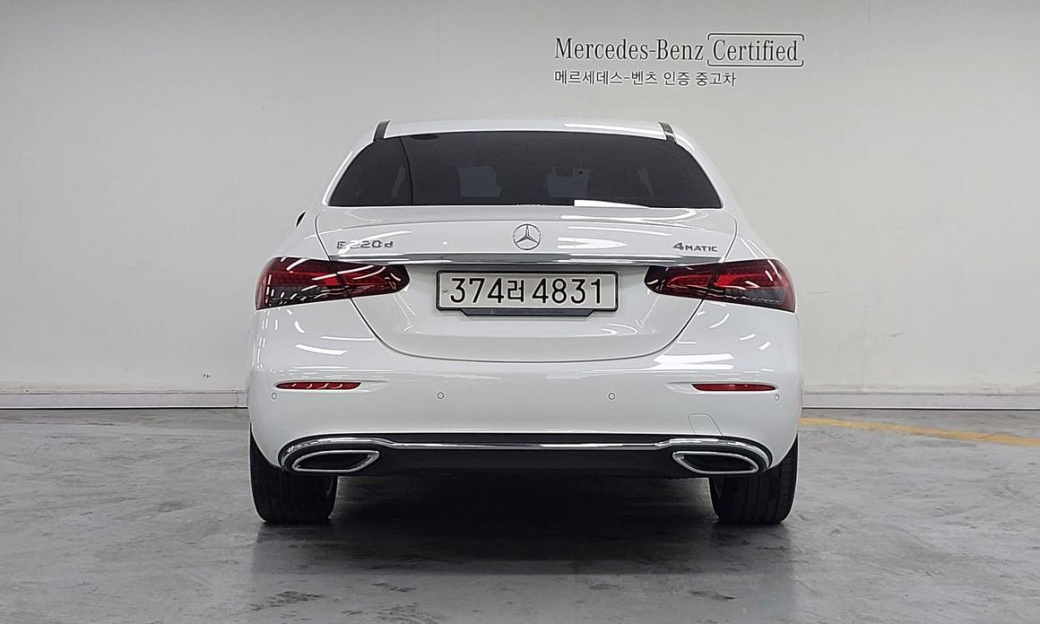 Mercedes-Benz E-Class E220d 4MATIC Exclusive, 2022