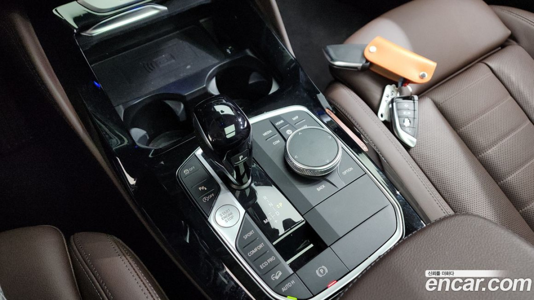 BMW X4 xDrive20i xLine, 2022