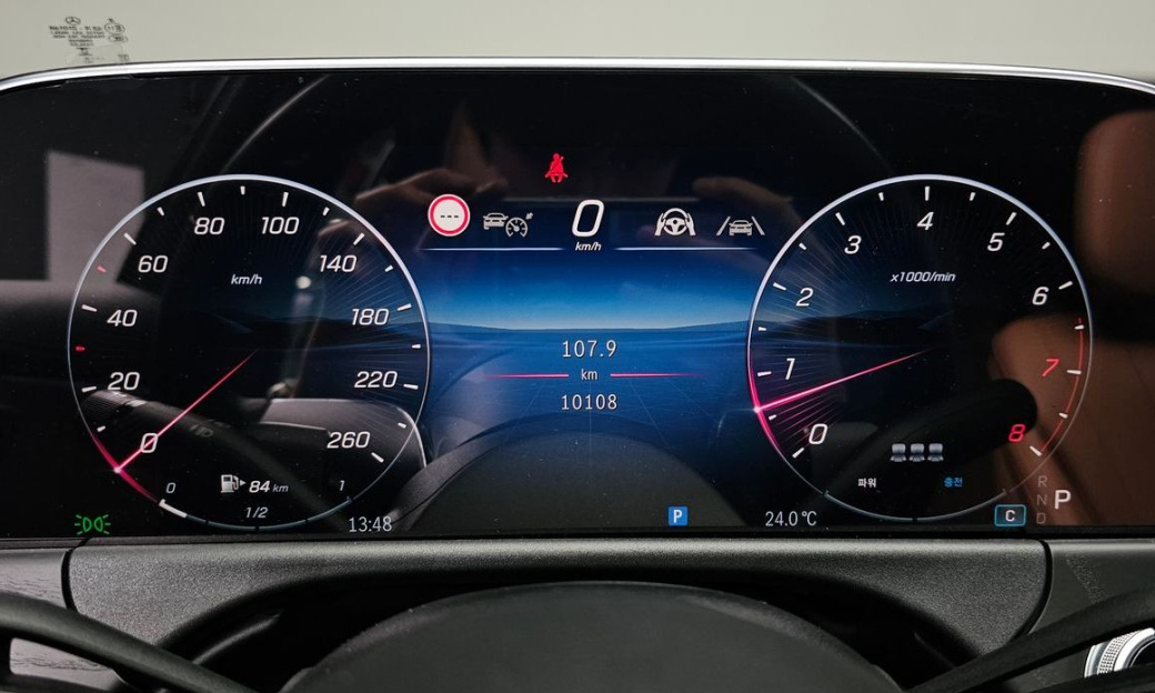 Mercedes-Benz E-Class E200 Avantgarde, 2024